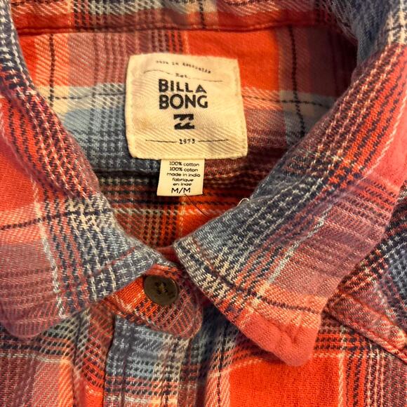 Billabong red and blue plaid - Picture 2 of 4